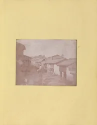 Nieznany twórca, Brytyjczyk, aktywny w Indiach około 1843 r. – (Village Street, prawdopodobnie w Uttar Pradesh, Północne Indie)